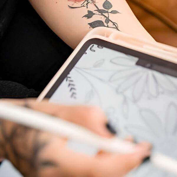 tablet de tatuagem