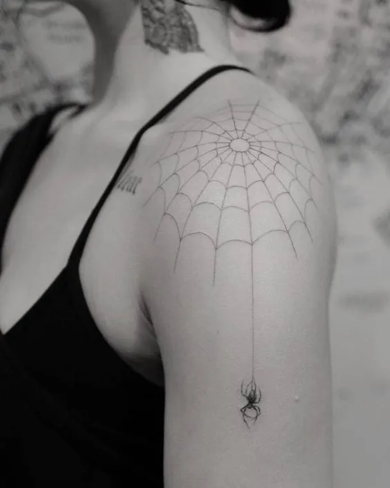 O que significa tatuagem de aranha?