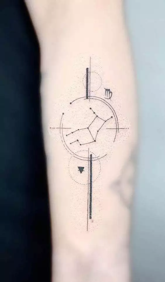 tattoo constelação