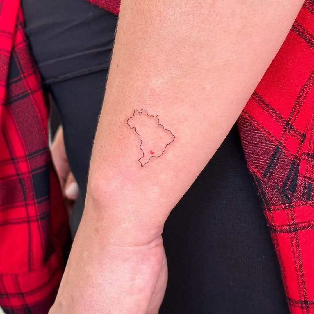 As tatuagens minimalista de coração que são perfeitas para expressar seu  amor-próprio – Nova Mulher