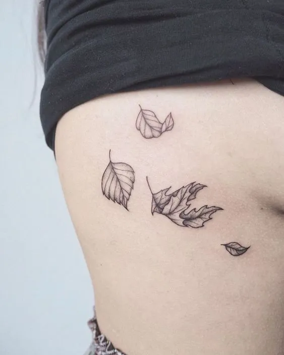 Tatuagem folhas de outono