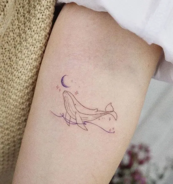 Tatuagem de baleia inspirada em Whalien 52