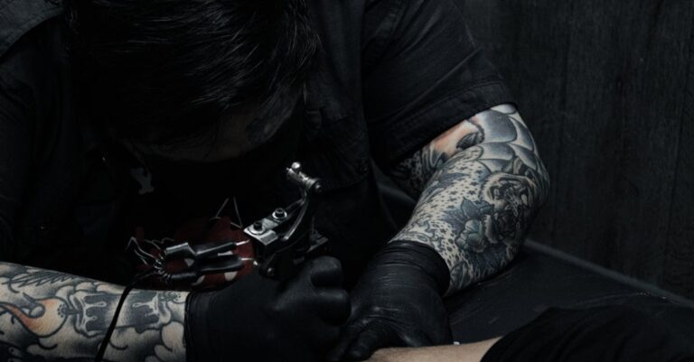 Descubra o que torna a experiência de tatuar com a Gi Bianco diferente (e tão especial)