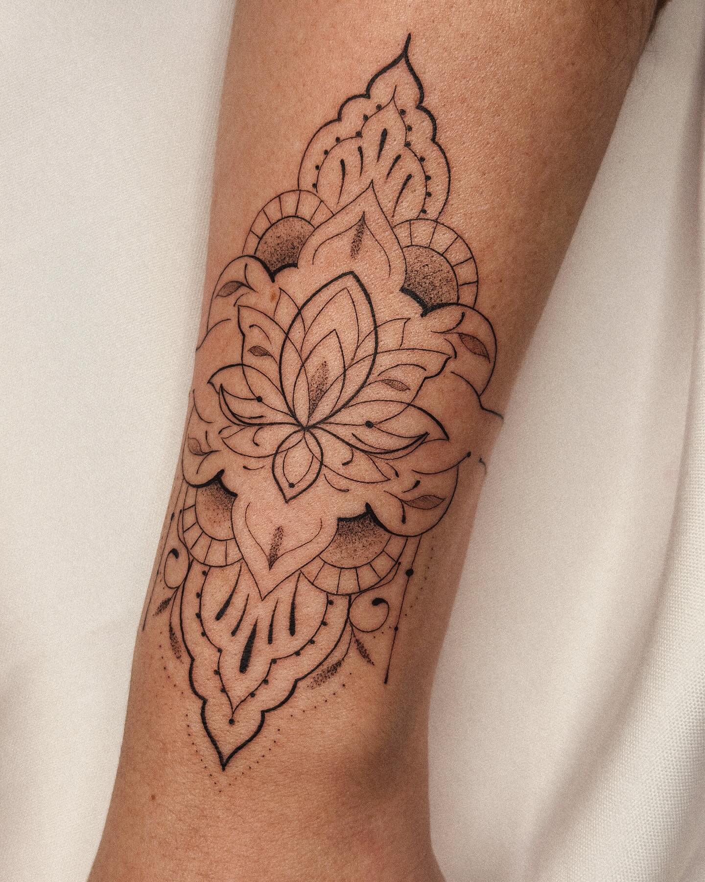 Mandala fine line Porto — Gi Bianco