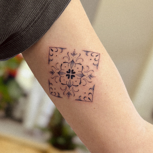 tatuagem azulejo porto